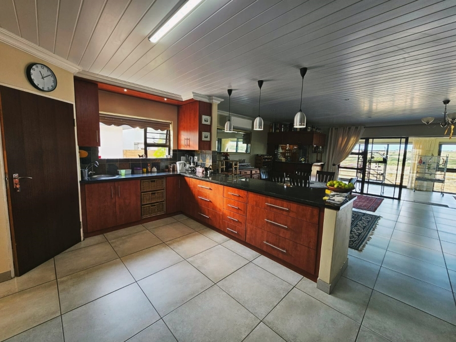 3 Bedroom Property for Sale in Stilbaai Wes Western Cape